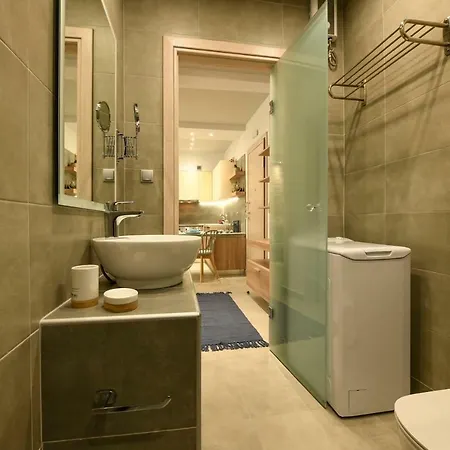 Sunny Luxury Stone Apartment Kavala